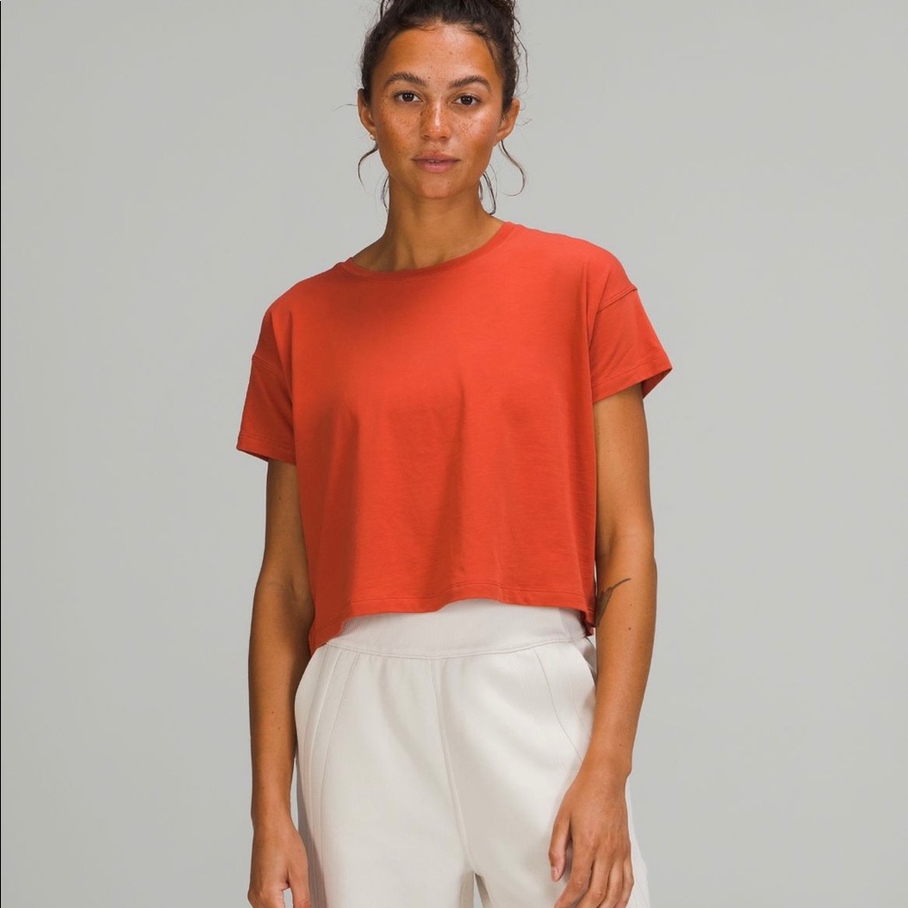 Lululemon Women’s Cates Tee